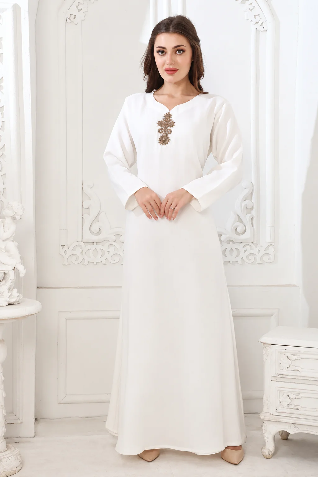 White Flowy Arabic Kaftan Dress with Gold Embroidery - Image 5